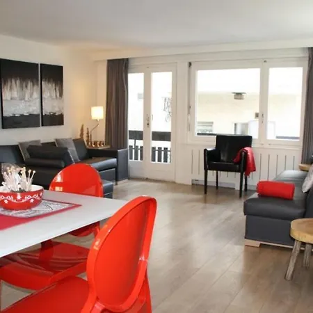 Sleeps 8 Wifi شقة زيرمات